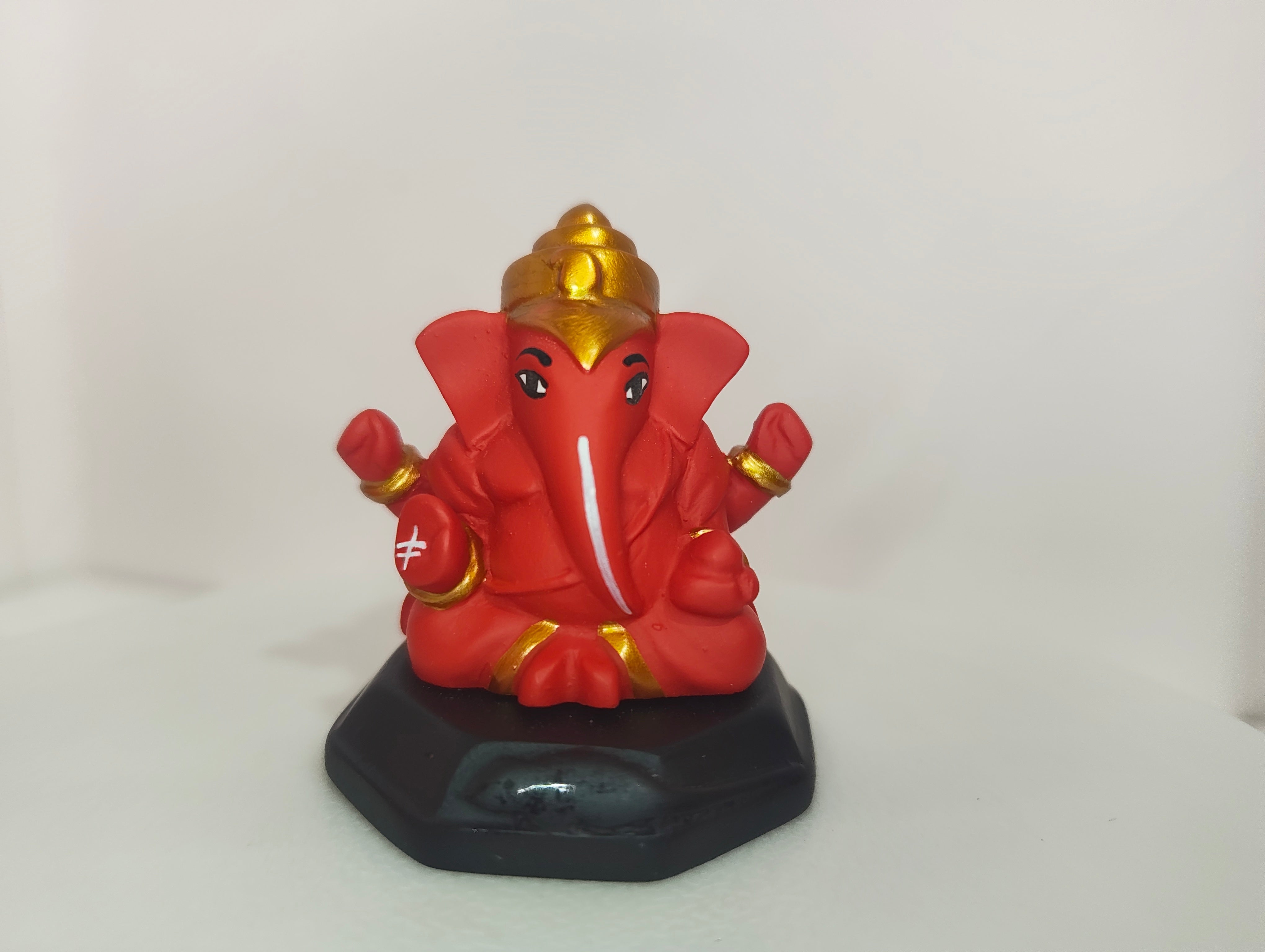 Small Red Ganesh with black asan